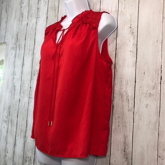 Skies are Blue Tie Bow Red Sleeveless Top NWT Medium - Picture 2 of 11